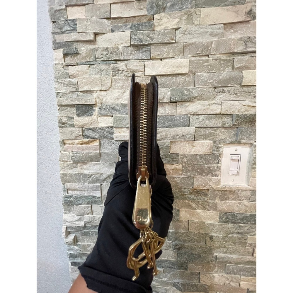 Christian Dior Blush Pink Pebbled Leather Zip Around Wallet Gold DIOR Charms - Picture 4 of 8